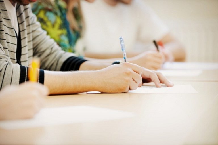 Готовы ли Вы к «Тотальному диктанту»? Тест по русскому языку