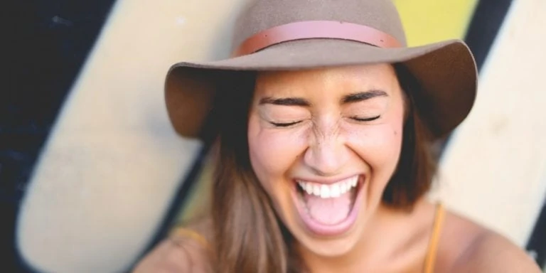 Тест для девочек: Выбери цвета, которые ты ненавидишь, и мы скажем, что ты за человек