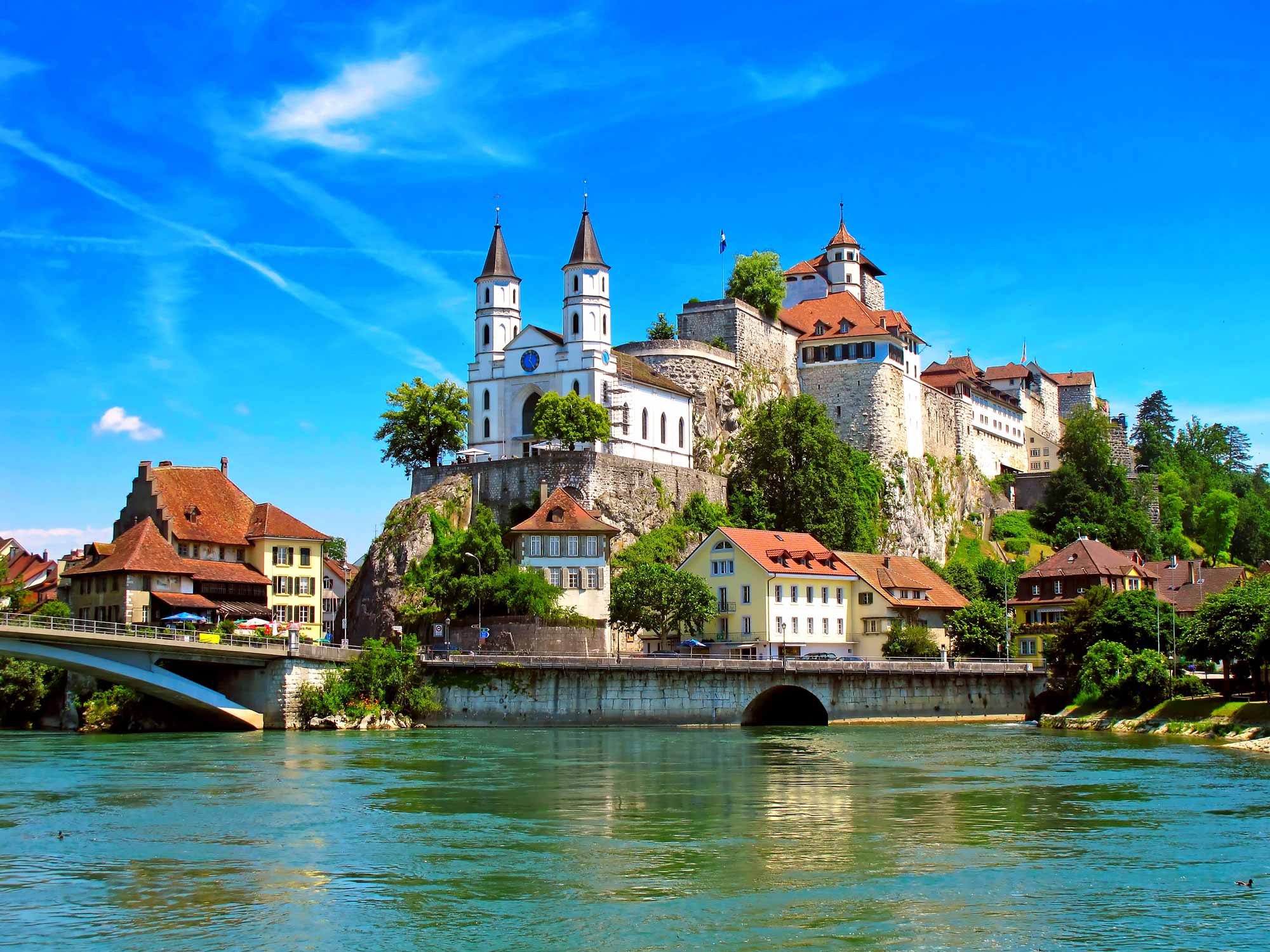 Красивые места европы. Берн Швейцария. Швейцария столица Берн. Замок Оберхофен. Глан Швейцария.