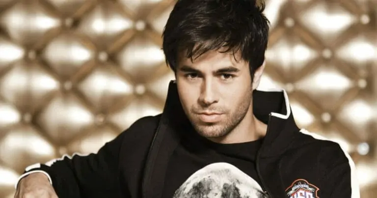 Тест: Сможете ли вы угадать как переводятся названия этих известных испанских песен?