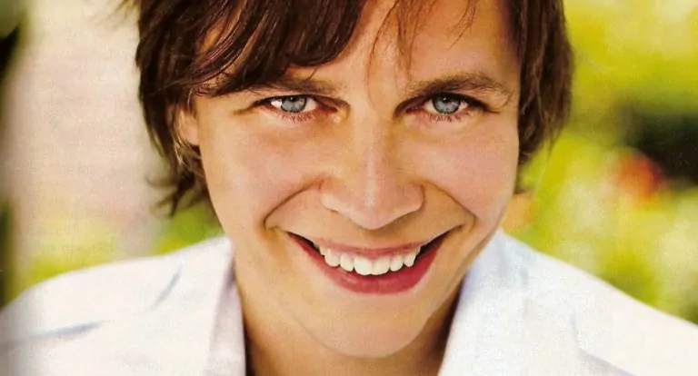 Тест: Что вы знаете о лидере «Мумий Тролля» Илье Лагутенко?