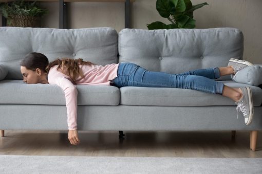 Какой диван вам нужен прямо сейчас, чтобы страдать из-за погоды было удобнее? Веселый тест подскажет