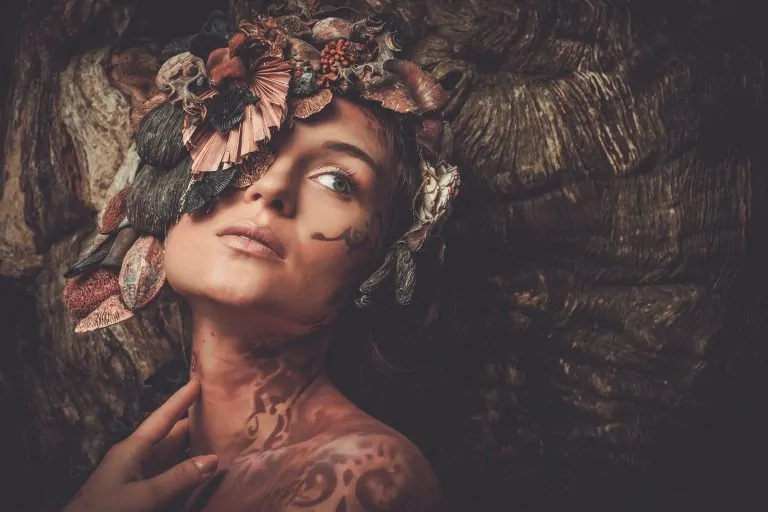 Какое вымершее животное охраняет тебя? Тест даст ответ для девочек