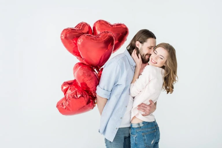 Тест: Вы кокетливый, чувственный или романтичный человек?