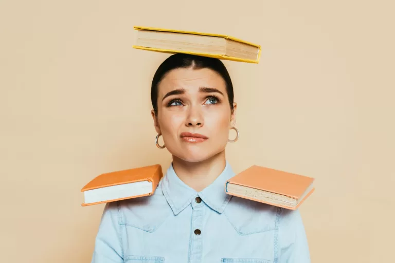 Если угадаете хотя бы 8 из 11 авторов русской поэзии, вашему уровню культуры можно позавидовать