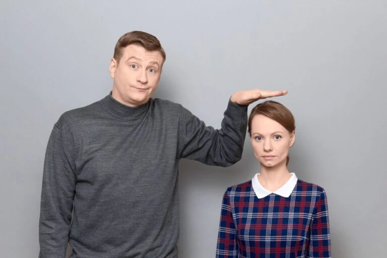 Сможем ли мы узнать ваш реальный рост всего за несколько простых вопросов?