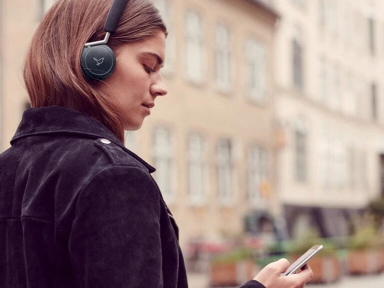 Тест: Какую песню ты должна послушать прямо сейчас?