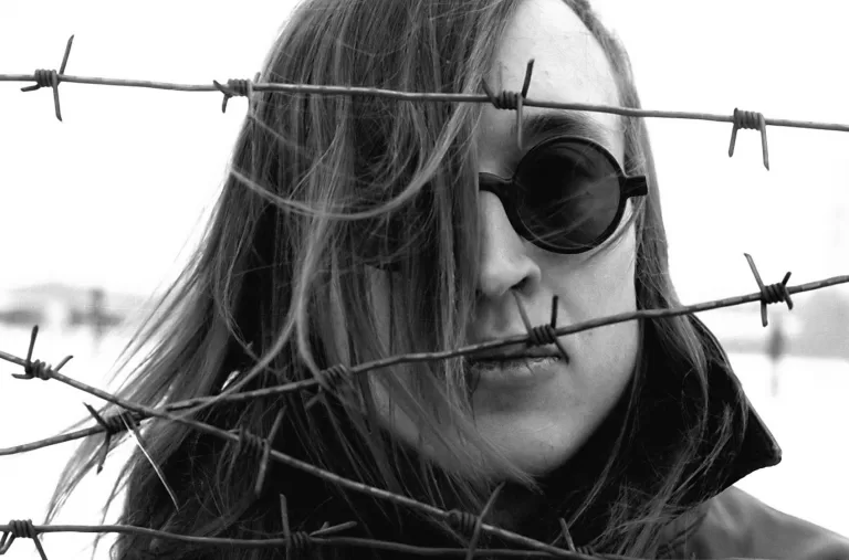 Тест: Закончи строчки песен Егора Летова