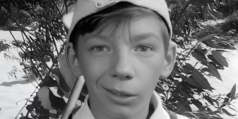 А вы помните любимые советские фильмы? Давайте освежим память!