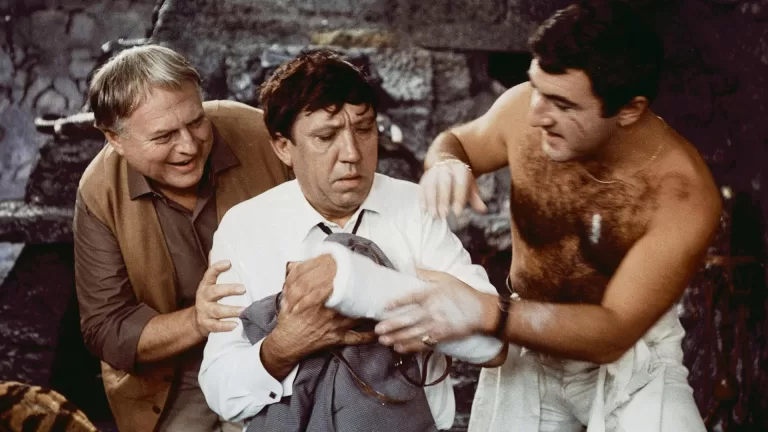 А вы хорошо помните фильм «Бриллиантовая рука»?