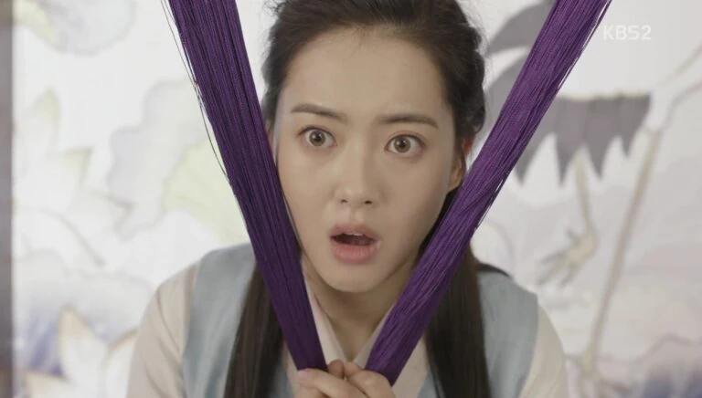 Гадаем на гифках из дорам: кого ты сегодня встретишь?