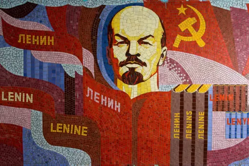 10 интересных вопросов для тех, кто помнит советское время до деталей. Проверьте себя с помощью теста про СССР!