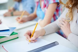 Вопросы на грамотность, в котором образованный человек должен набрать максимум