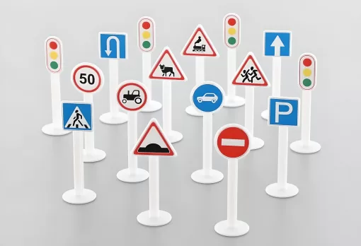 Хорошо ли вы помните значение дорожных знаков? Проверьте себя с помощью этого теста