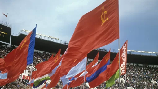 Тест на знание флагов Советских Республик: каким республикам соответствуют эти флаги?