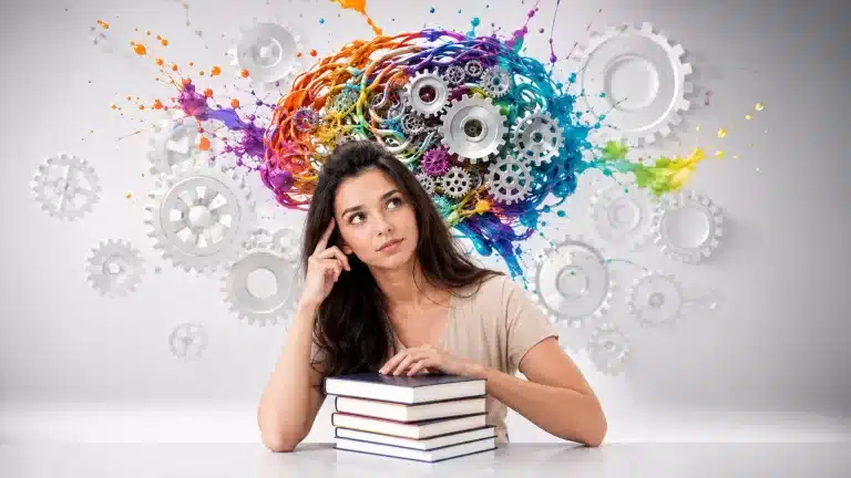 девушка с книгами
