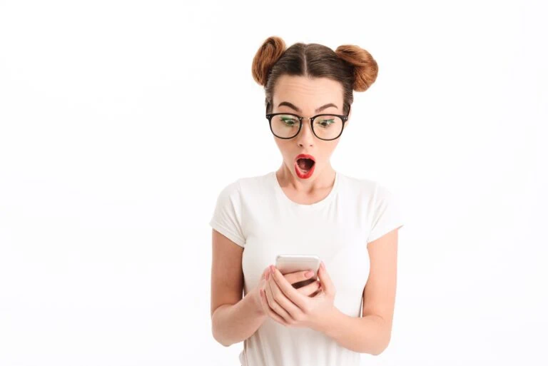 Тест по современному русскому языку для бумеров: что такое «лол», «омг» и хейтер»?