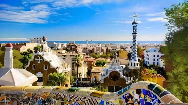 Угадаете 16 городов мира по картинке?