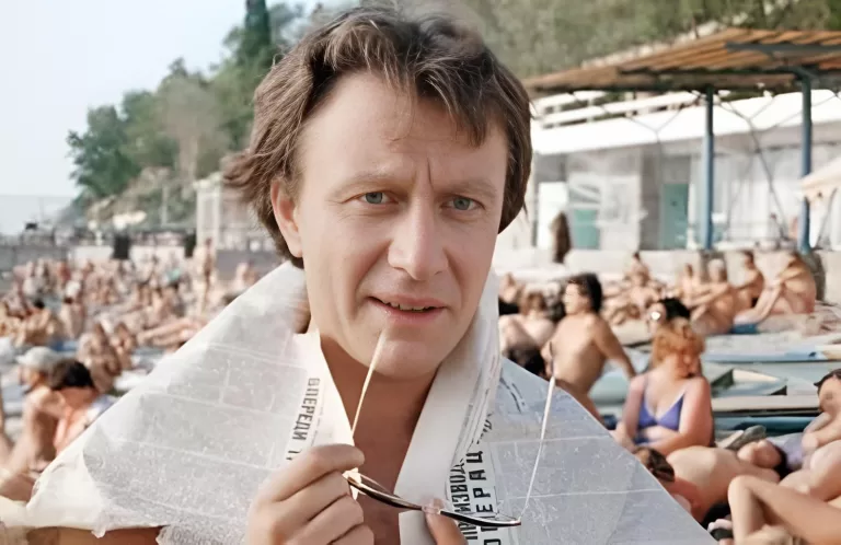 Из каких советских увлекательных фильмов эти персонажи?