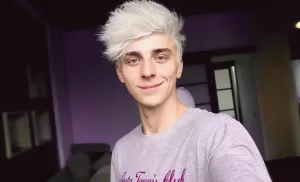 Насколько хорошо ты знаешь Влада А4?