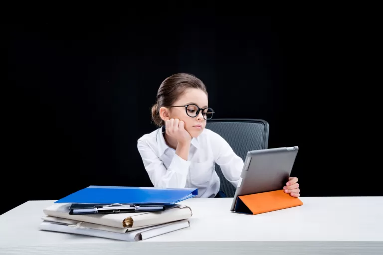 10 слов русского языка, которые часто пишут с ошибками