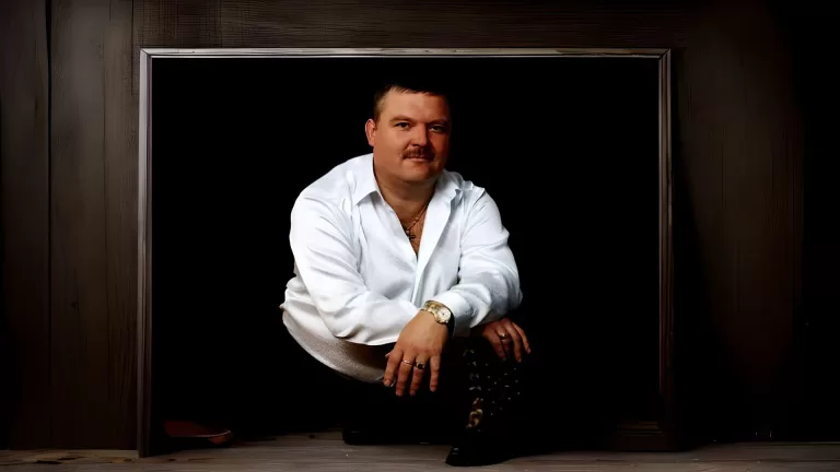 Угадай песню Михаила Круга по пересказу