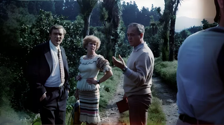 Угадайте знаменитую комедию по кадру со съемок