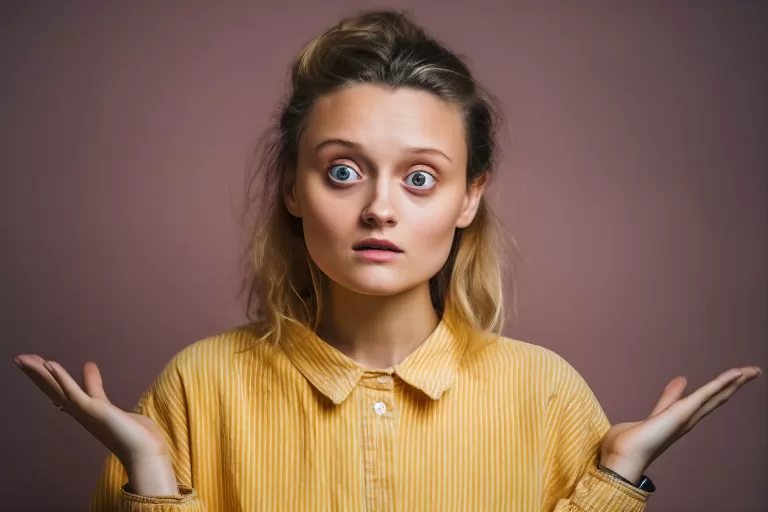 Погрузись в мир газетных заголовков! Мы подберем для тебя уникальный девиз из заголовка газеты, который сможет определить тон твоего дня!