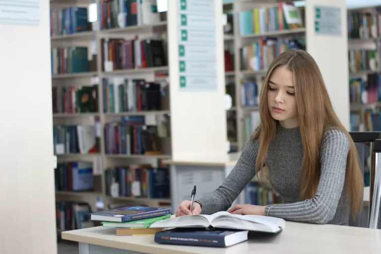 Угадай значения забавных иностранных слов, и мы скажем, насколько ты филолог
