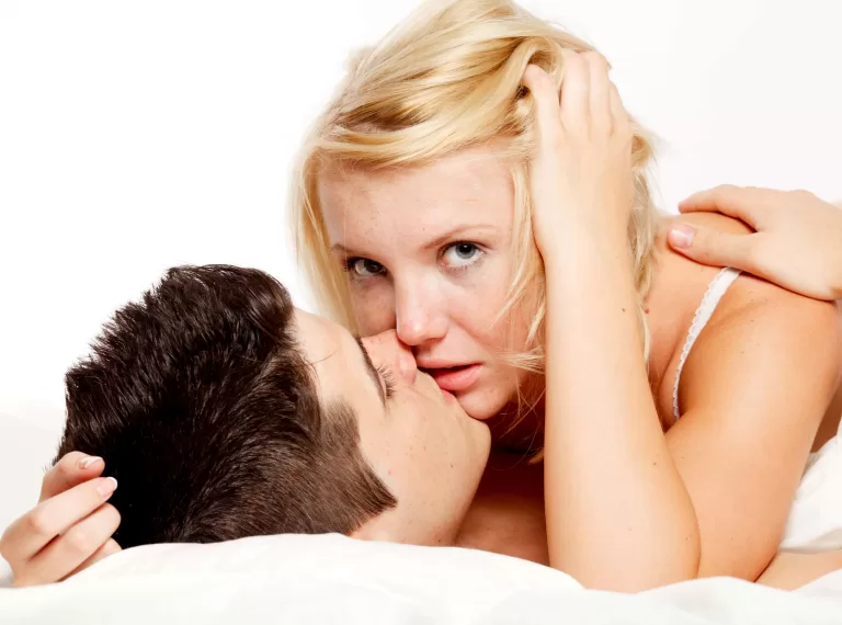 Верна ли тебе твоя половина?