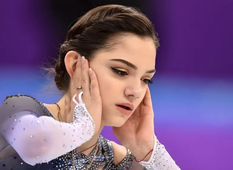 Сможешь узнать автора цитаты о фигурном катании?