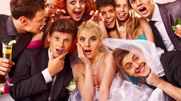 Кем бы ты была на типичной свадьбе?