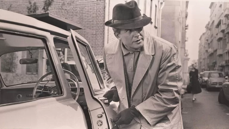 Как хорошо вы помните фильм «Берегись автомобиля»?