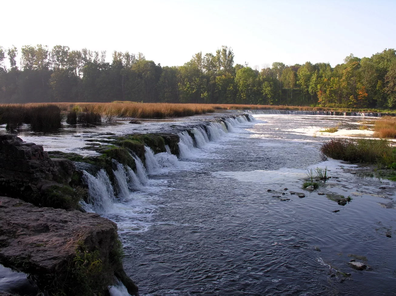 Живописный водопад Вентас Румба